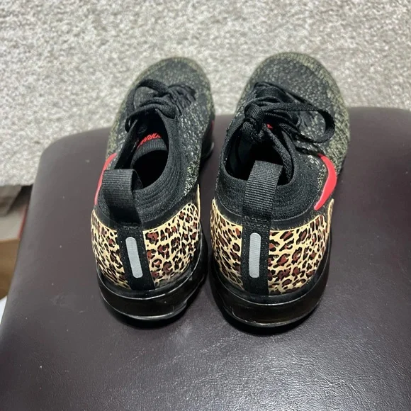 Nike Air Vapormax Flyknit Black Cheetah Red Womens Size Tennis Shoes